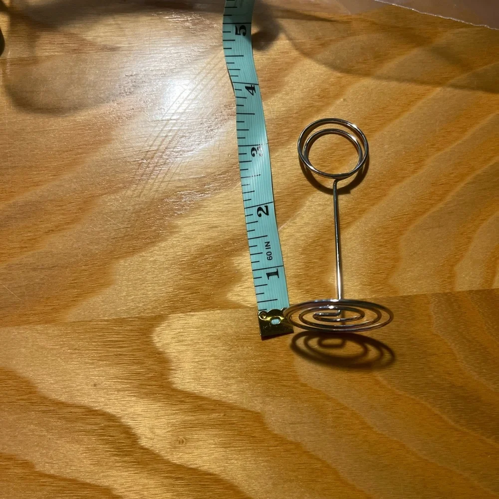 Silver Spiral Photo Holder (24)
